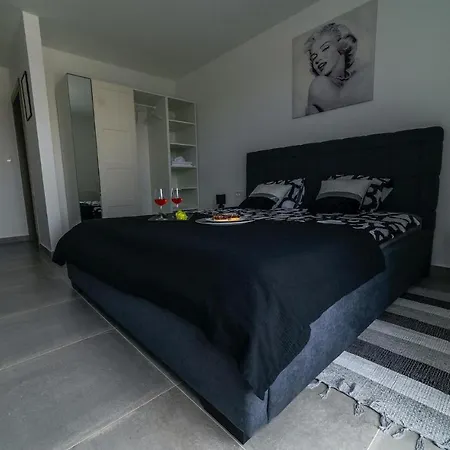 4 Bedroomlovely In *