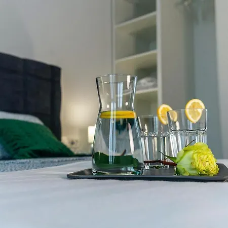 Dom wakacyjny 4 Bedroomlovely In Poreč