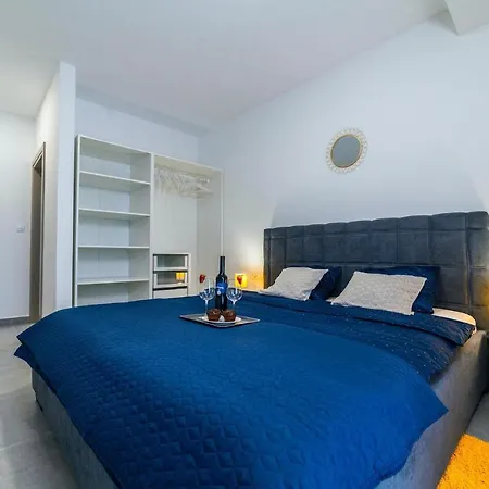 4 Bedroomlovely In * Poreč