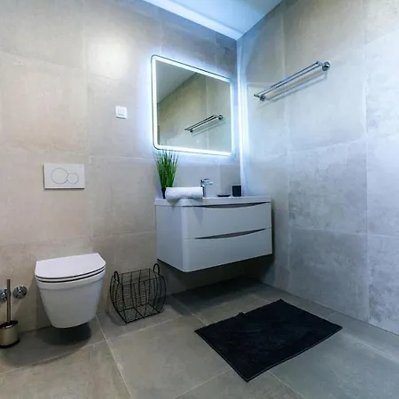 4 Bedroomlovely In Dom wakacyjny *